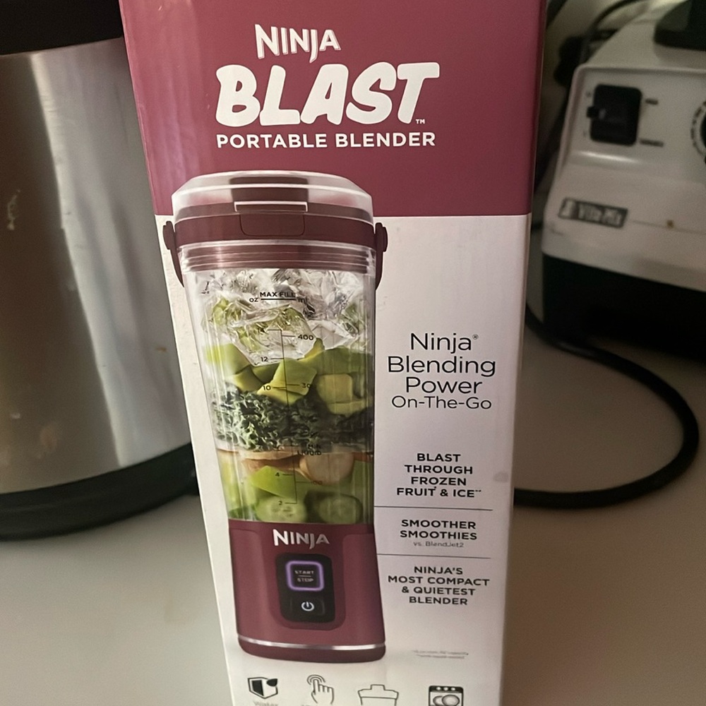 Brand new ninja blast! Was given one and was too late to return this one!